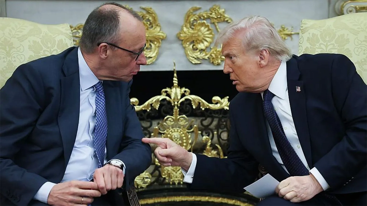 trump-germany-topps