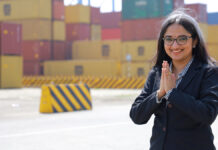 ദിവ്യ എസ്.അയ്യരെ വിഴിഞ്ഞത്തു നിന്നു മാറ്റിയത് അദാനിക്കുവേണ്ടി; മുഖ്യമന്ത്രിയുടെ ഇടപാടിൻ്റെ വിവരങ്ങൾ പുറത്ത്